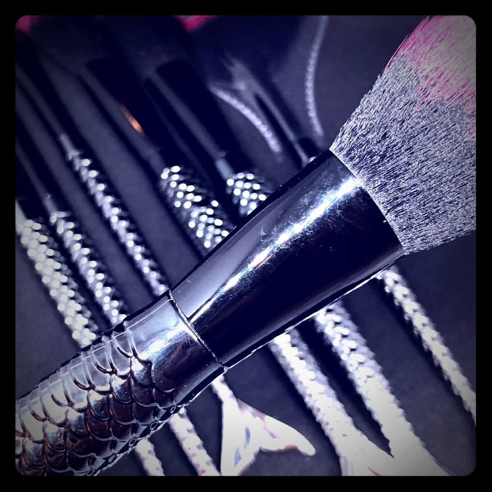 COPY - Dark Mermaid Brush set